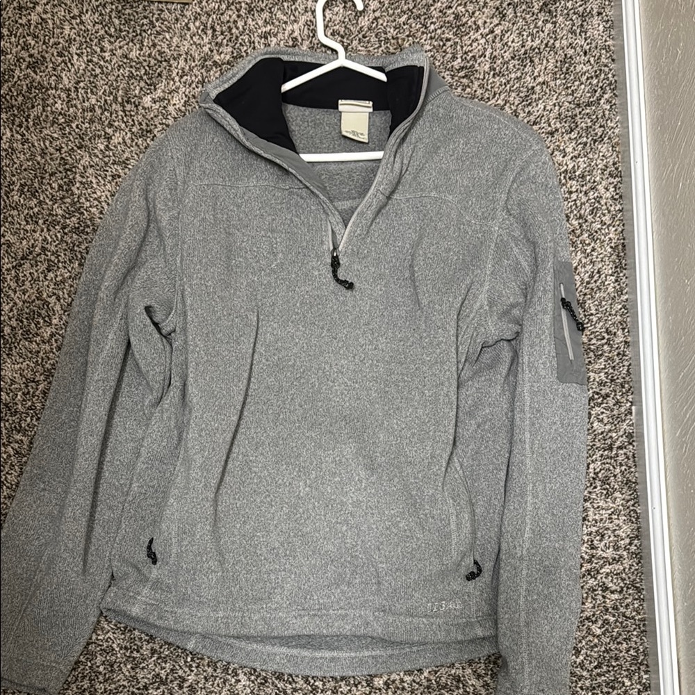 L L Bean Large Quarter Zip Grey